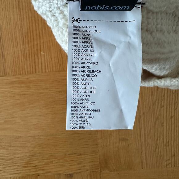 Nobis Skylar Knit Watch Cap Beanie Winter Hat NWT - Picture 4 of 4